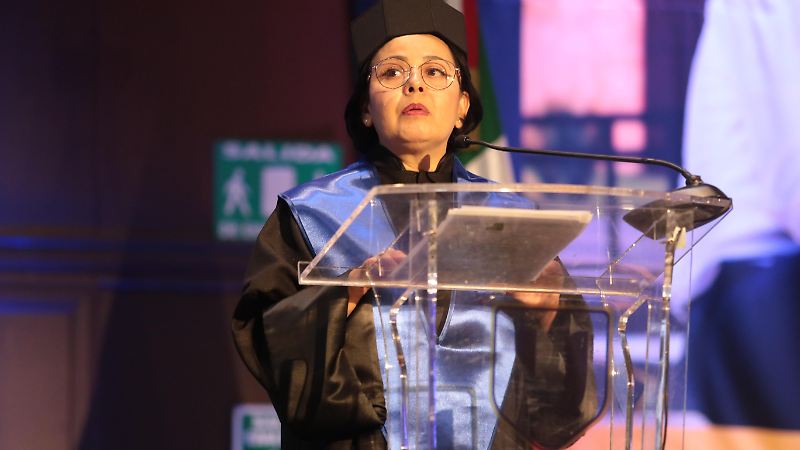 El rector general de la UdeG, Ricardo Villanueva recibió el Doctor Honoris Causa (5).JPG